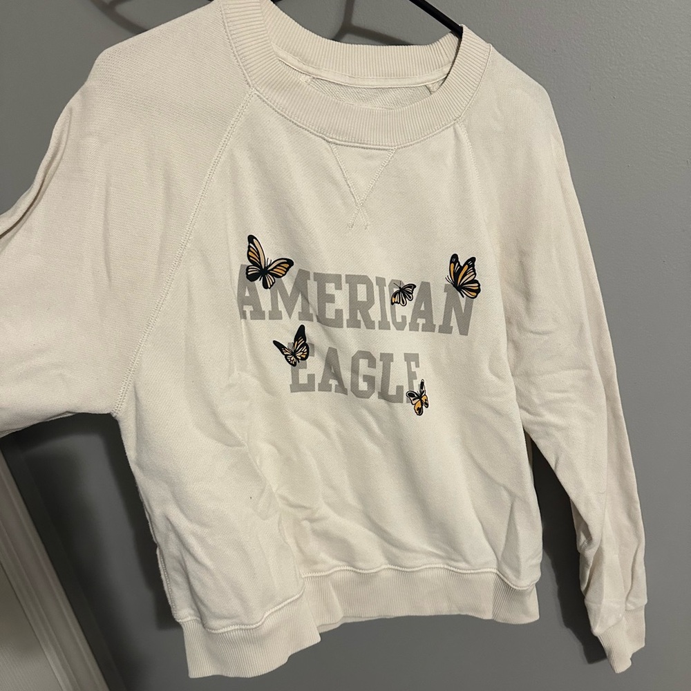 American eagle long sleeve sweatshirt